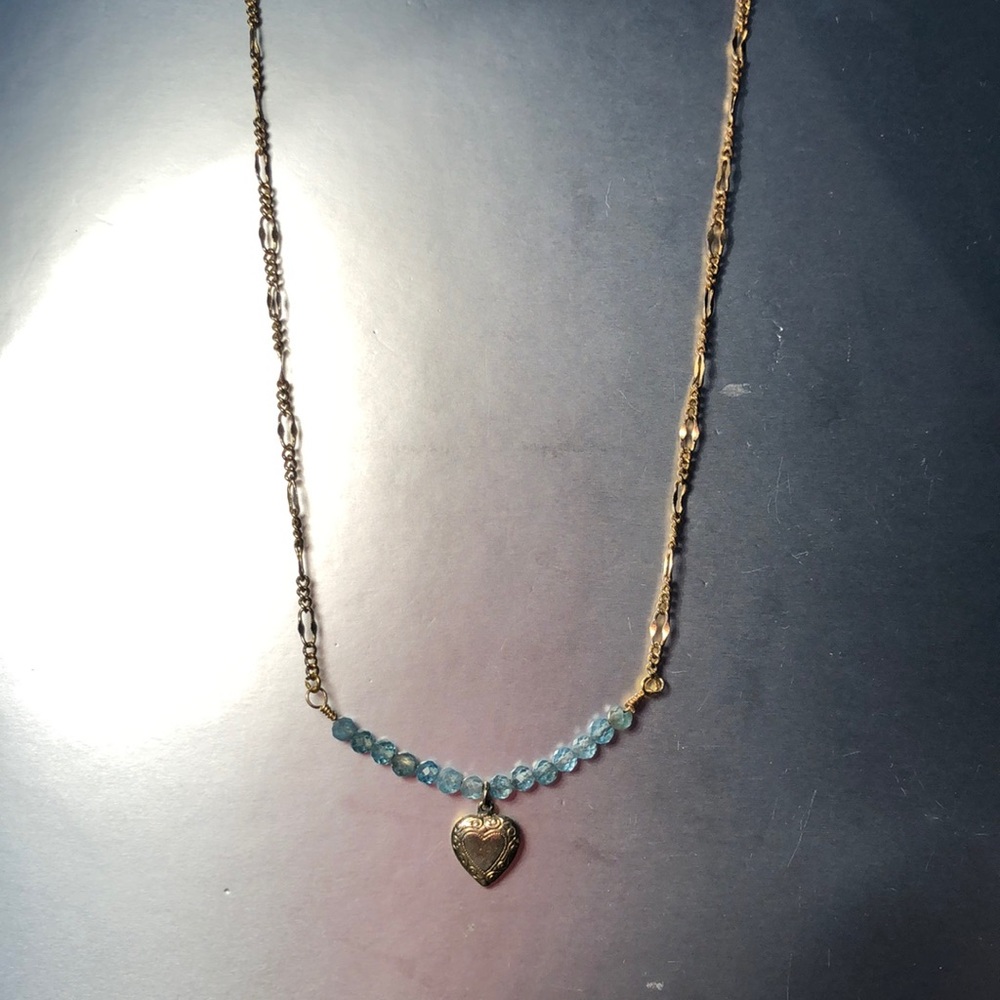 HAND CRAFTED Blue Gold apatite Heart Pendant necklace Dainty Feminine Metallic - Picture 9 of 9